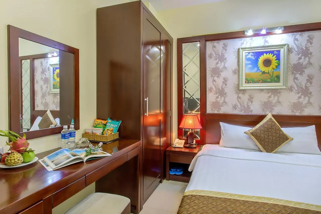 Gia Linh Hotel Da Nang 3*,